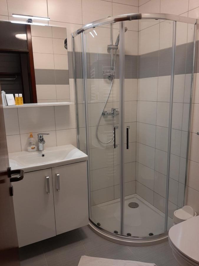 Hotel Gostilna Zolnir Kostanjevica na Krki Exterior foto